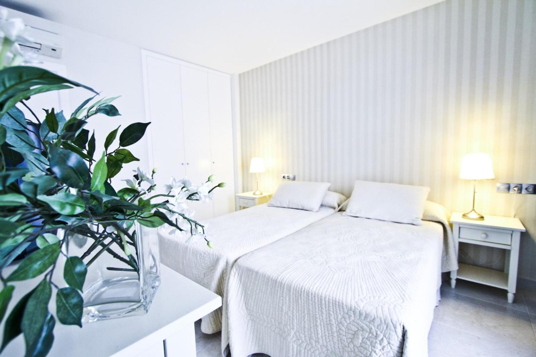 New Maria Anagabu Planet Costa Dorada Apartman Salou Kültér fotó
